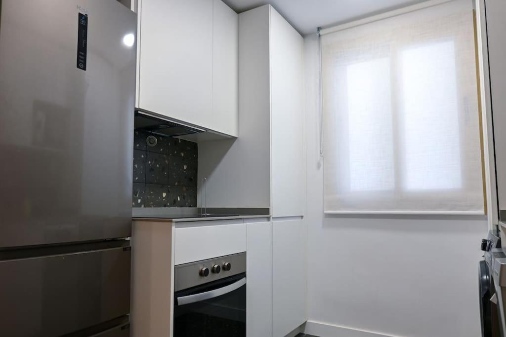 For You Rentals Apartamento Temporal Centrico De Dos Dormitorios Sil2 Madri Exterior foto