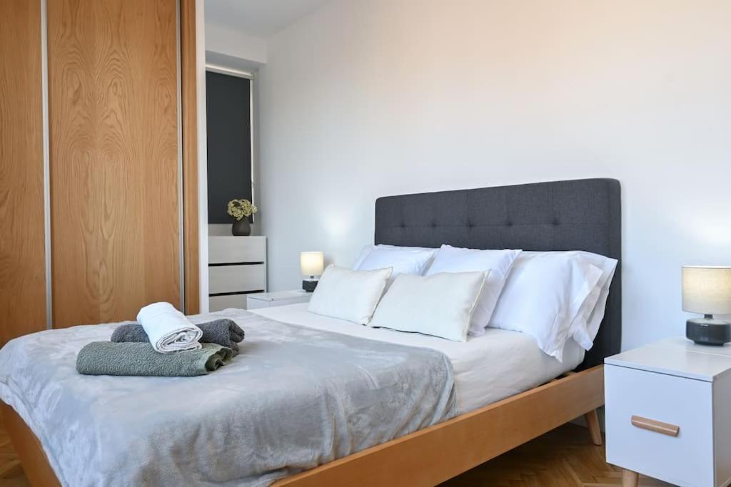 For You Rentals Apartamento Temporal Centrico De Dos Dormitorios Sil2 Madri Exterior foto