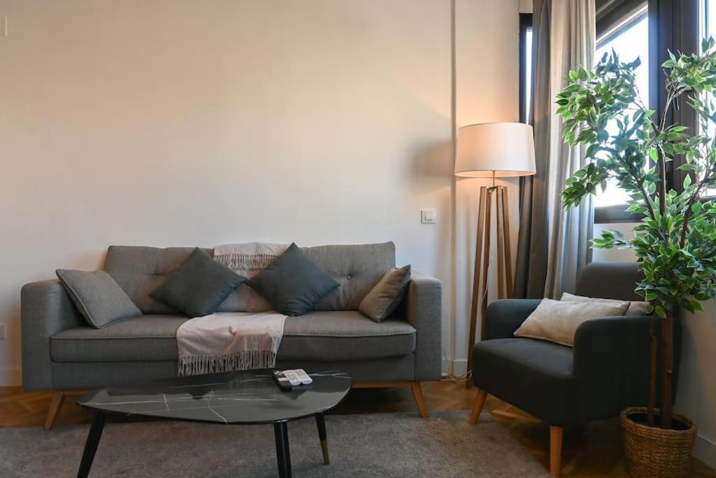For You Rentals Apartamento Temporal Centrico De Dos Dormitorios Sil2 Madri Exterior foto